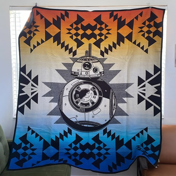 Limited Edition Pendleton Star Wars Blanket (MADE IN THE USA) - Picture 5 of 7